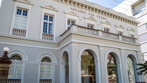 Fachada do Theatro S&atilde;o Pedro 